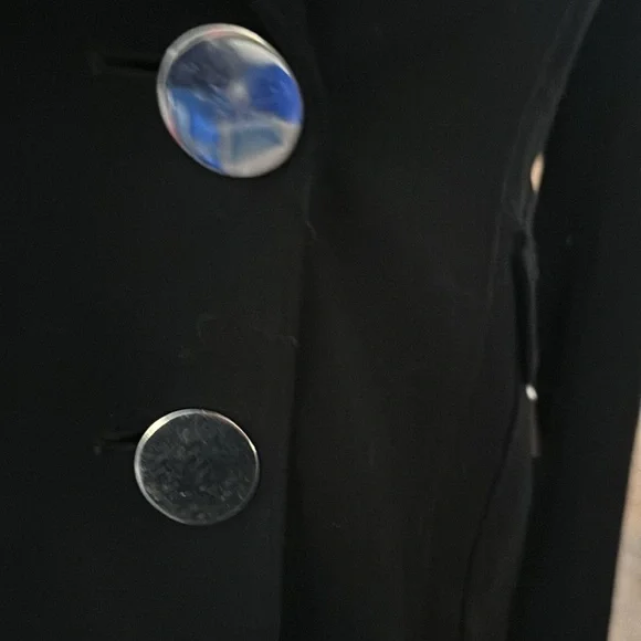 Cache contour collection Black Jacket. Great silver accents